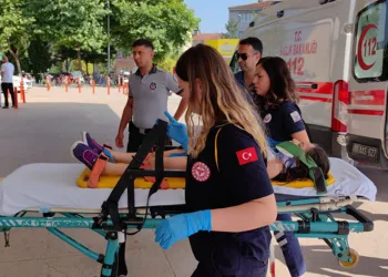 Bursa’da 5 yaşındaki çocuk duvardan düşerek yaralandı