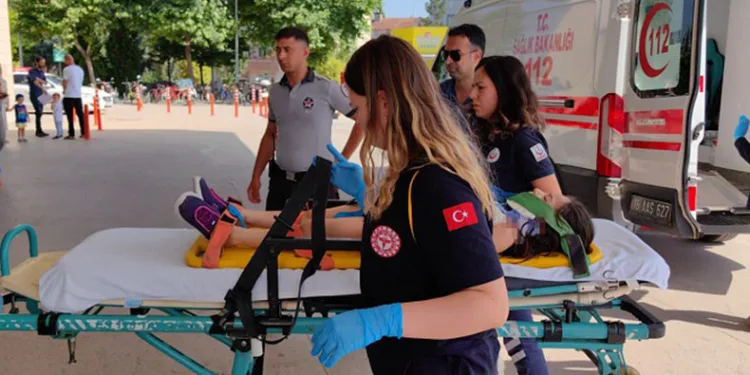 Bursa’da 5 yaşındaki çocuk duvardan düşerek yaralandı