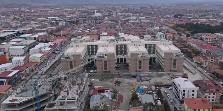 Ticaret ve inşaat sektörlerinde düşüş