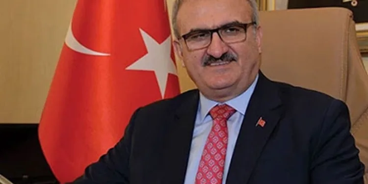 Hasarlı denen evlerden ve yapılardan mutlaka uzak durulmalı