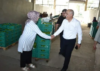 “Çiftçimizin emeğine saygı duyuyoruz”