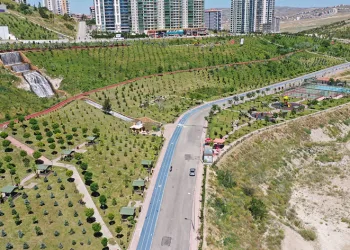 Keçiören’de devasa park ve spor kompleksi