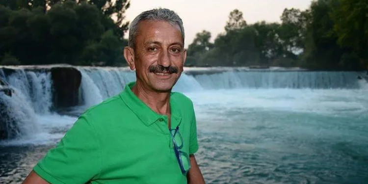 Muhtar kansere yenik düştü