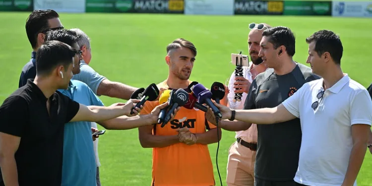 Galatasaray’lı futbolcu Yunus Akgün: “İnşallah geçen seneden çok daha farklı bir Yunus olacak”