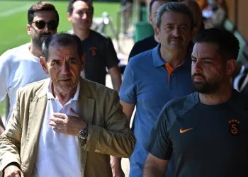 Galatasaray Başkanı Dursun Özbek: “İflas eden tüccarlar eski defterleri karıştırırmış”