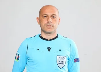 UEFA’dan Cüneyt Çakır’a görev