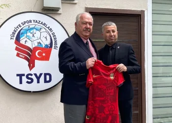 Gençlerbirliği’nde Niyazi Akdaş yeniden başkanlığa seçildi