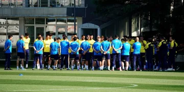 Fenerbahçe, yeni sezon hazırlıklarına başladı