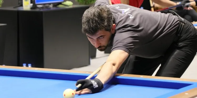 Bilardo şampiyonasında 3. oldu