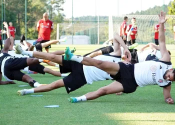 Beşiktaş’ta yeni sezon hazırlıkları devam ediyor