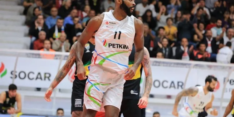Jeremy Simmons, bir sezon daha Petkimspor’da