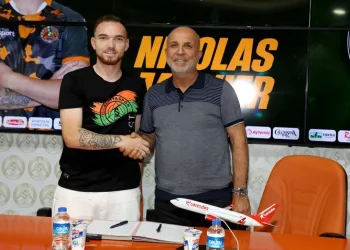 Orta saha oyuncusu Nicolas Janvier Alanyaspor’da