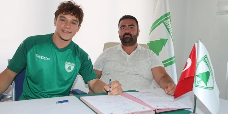 Muğlaspor’da 3 yeni oyuncu imzalarını attı