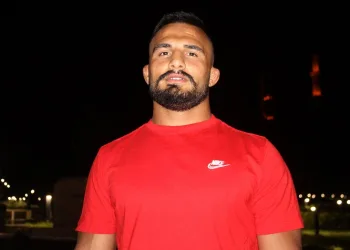 Başpehlivan Özkaya Kırkpınar’da zirveyi hedefliyor