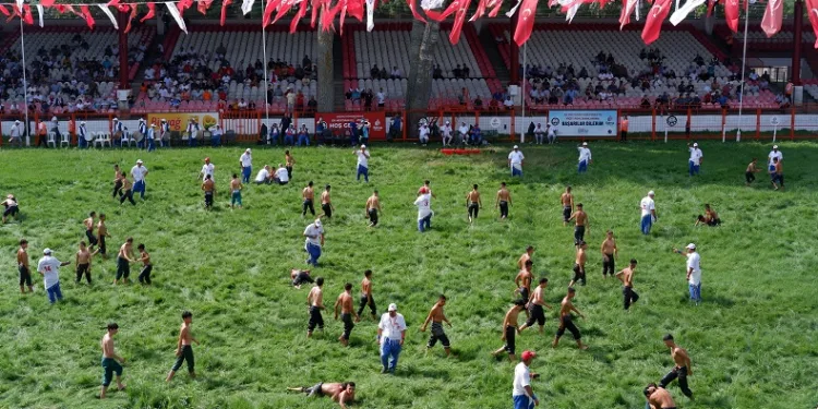 662. Tarihi Kırkpınar Yağlı Güreşleri başladı