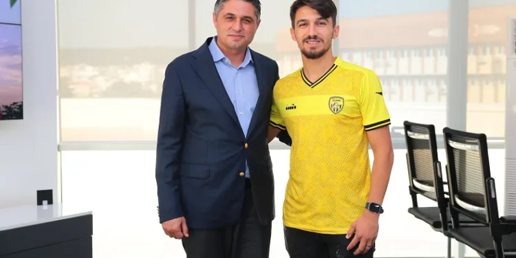 Aliağa FK, Somaspor’dan Oğuzhan Yıldırım’ı kadrosuna kattı