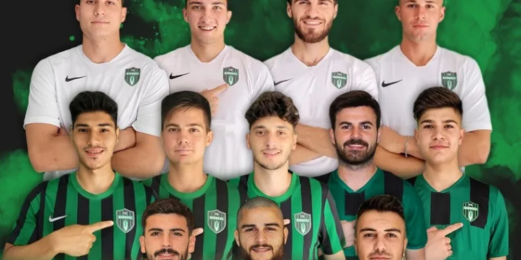 Bornova FK, 12 oyuncusuyla yeniden anlaştı