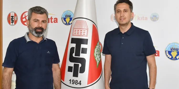 Turgutluspor, Teknik Direktör Ramazan Çelik ile sözleşme imzaladı