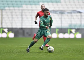 Menemen FK’da hedef Enver Cenk Şahin