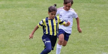 Mardinli Arjen, Fenerbahçe Akademisi’ne seçildi