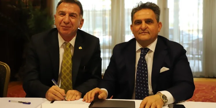Derincespor FK, Fenerbahçe efsanesi Turhan Sofuoğlu’na emanet