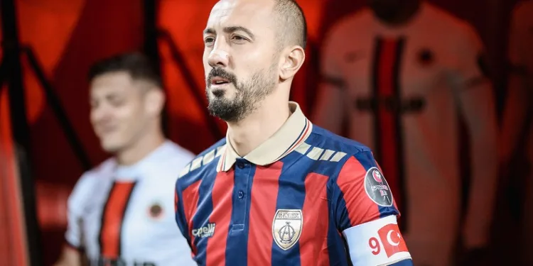 Ahmet İlhan Özek, Altınordu’ya veda etti