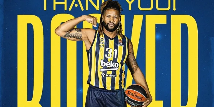 Fenerbahçe Beko’da, Devin Booker ve Carsen Edwards ile yollar ayrıldı