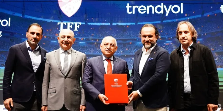 Süper Lig ve TFF 1. Lig’in yeni isim sponsoru Trendyol oldu