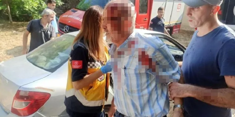 Bursa’da kayalıklardan düşen yaşlı adam kurtarıldı