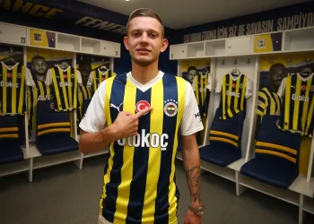 Sebastian Szymanski Fenerbahçe’de
