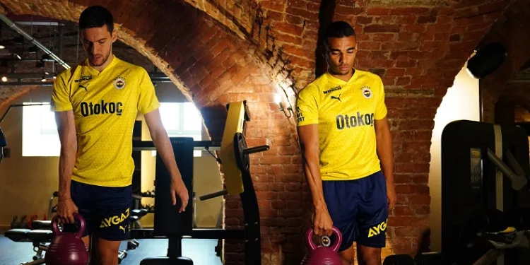 Fenerbahçe’de Umut Nayir ile Alexander Djiku, Rusya kampına katıldı