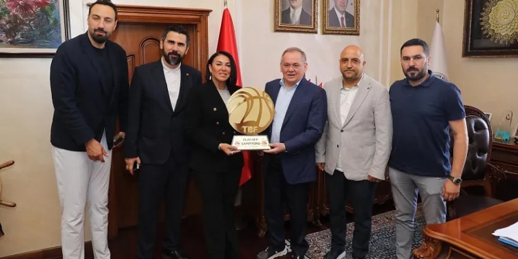 Başkan Demir: “İki şampiyonluk Samsun’a çok yakıştı”