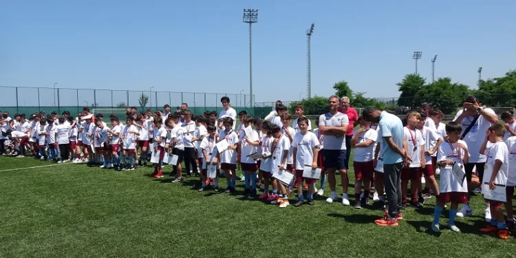 Trabzonspor Futbol Okulları Yaz Kampı’nın ilk etabı tamamlandı