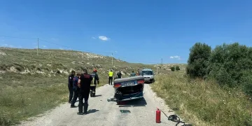 Kontrolden çıkan otomobil takla attı