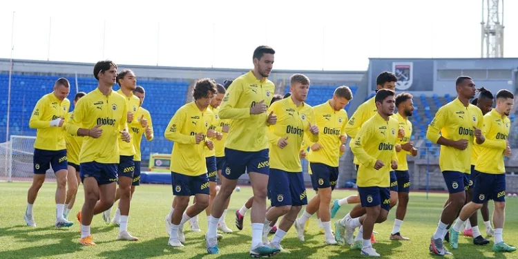 Fenerbahçe, dar alanda çift kale maç yaptı