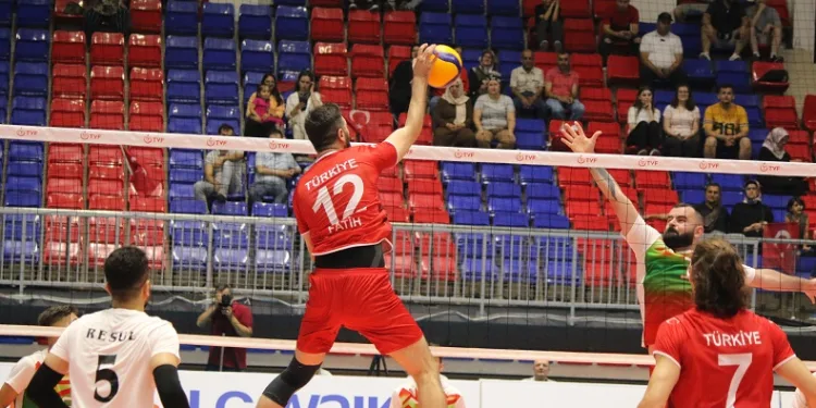 Türkiye 11. Avrupa İşitme Engelliler Voleybol Şampiyonasına galibiyetle başladı