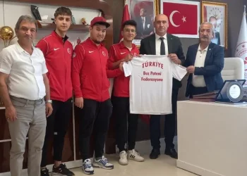 Buz Pateni Federasyonu’ndan Birdal’a ziyaret