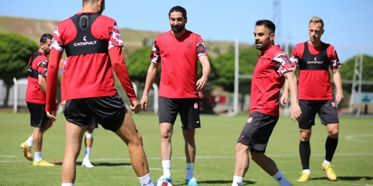 DG Sivasspor, Sivas kampını tamamladı