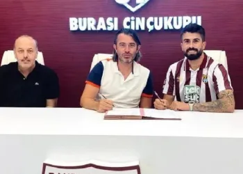 Bandırmaspor yeni kalecisi Akın Alkan ile 2 yıllık sözleşme imzaladı