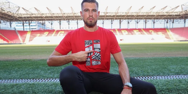 Göztepe’de Mateusz Lis, kalede güven verdi