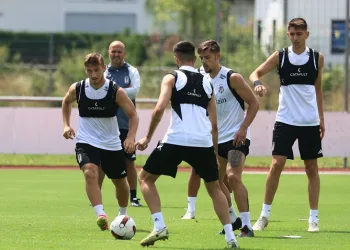 Beşiktaş, yeni sezon hazırlıklarını sürdürdü