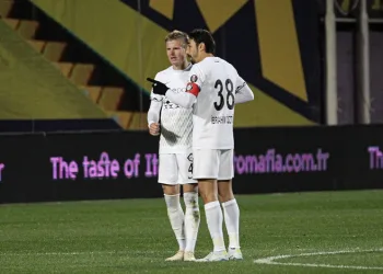 Eric Björkander, Altay’a veda etti