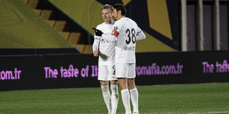 Eric Björkander, Altay’a veda etti