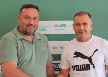 Efeler 09 SFK Veyis Kanber ile ‘yola devam’ dedi