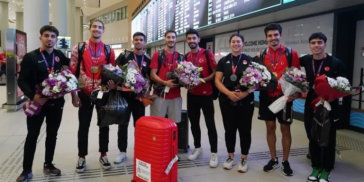 U23 Avrupa Atletizm Şampiyonası’nda rekor kıran milliler yurda döndü