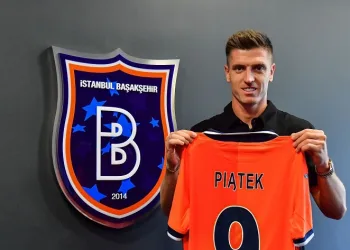 Rams Başakşehir, Krzysztof Piatek ile 3 yıllık sözleşme imzaladı