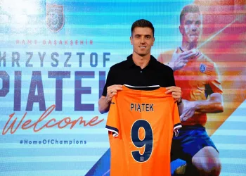 Krzysztof Piatek Rams Başakşehir’e imzayı attı