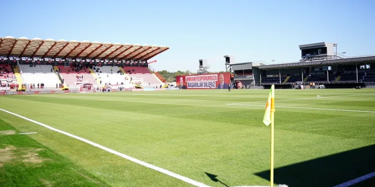 Trendyol Süper Lig’in ekiplerinden Pendikspor, ilk 2 iç saha maçını Ümraniye’de oynayacak