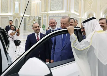 Cumhurbaşkanı Erdoğan, Al Nahyan’a TOGG hediye etti