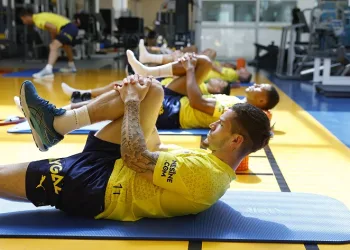 Fenerbahçe salonda çalıştı